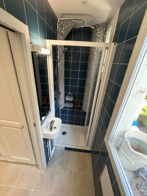 Apartment Near Montmartre Париж Екстериор снимка