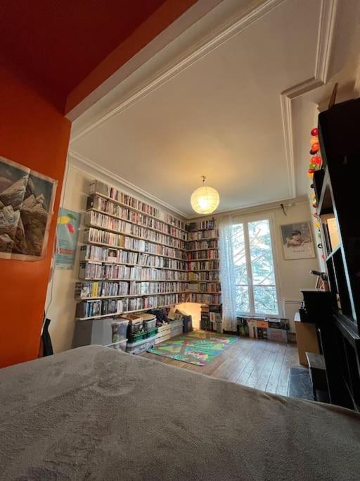 Apartment Near Montmartre Париж Екстериор снимка